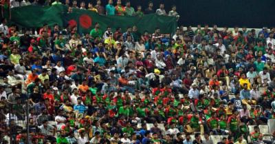 bangladesh-vs-pakistan-1st-odi-from-gallary